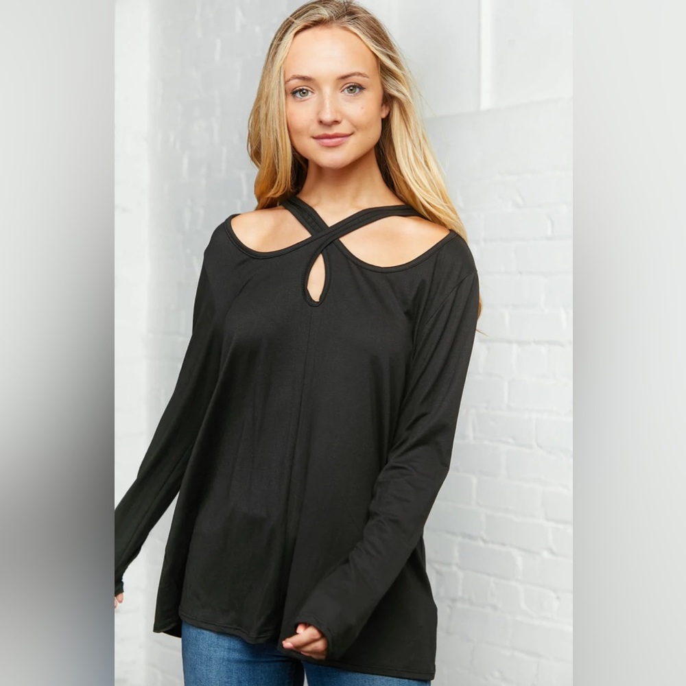 1X 2X 3X PLUS BLACK CUT OUT NECK DETAIL LONG SLEEVE TOP